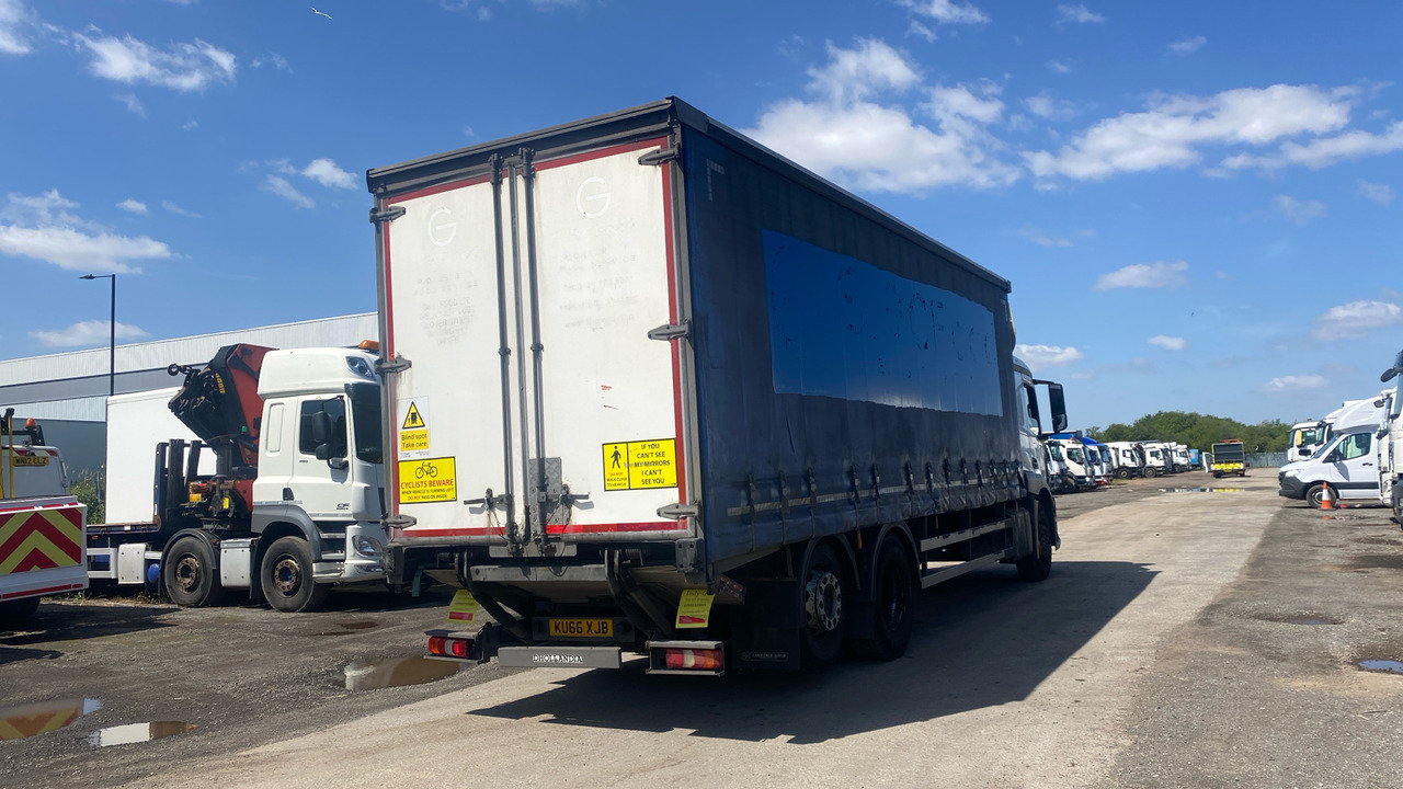 MERCEDES-BENZ ACTROS 2532 - شاحنة ستارة: صورة 4 MERCEDES-BENZ ACTROS 2532 - شاحنة ستارة: صورة 4