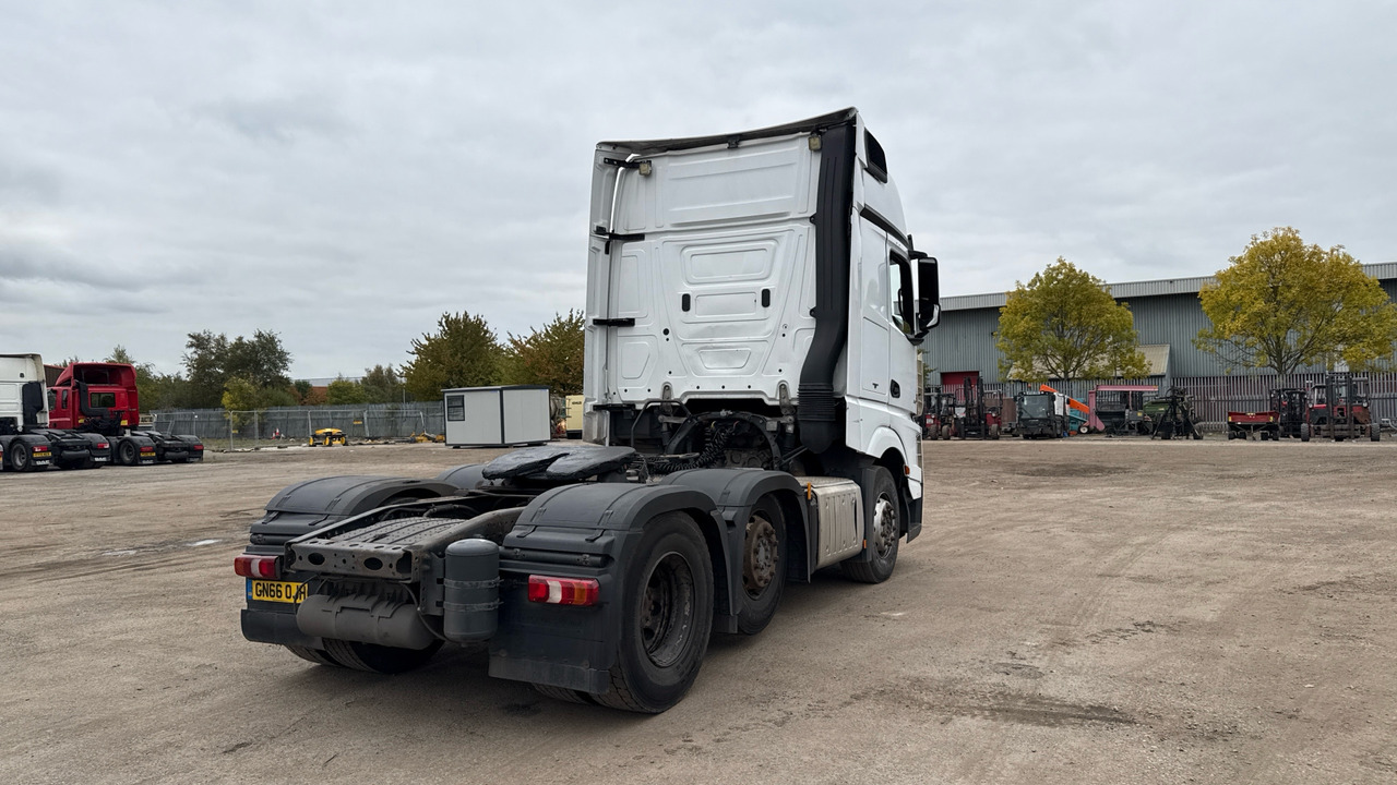 MERCEDES-BENZ ACTROS 2551 - وحدة جر: صورة 4 MERCEDES-BENZ ACTROS 2551 - وحدة جر: صورة 4