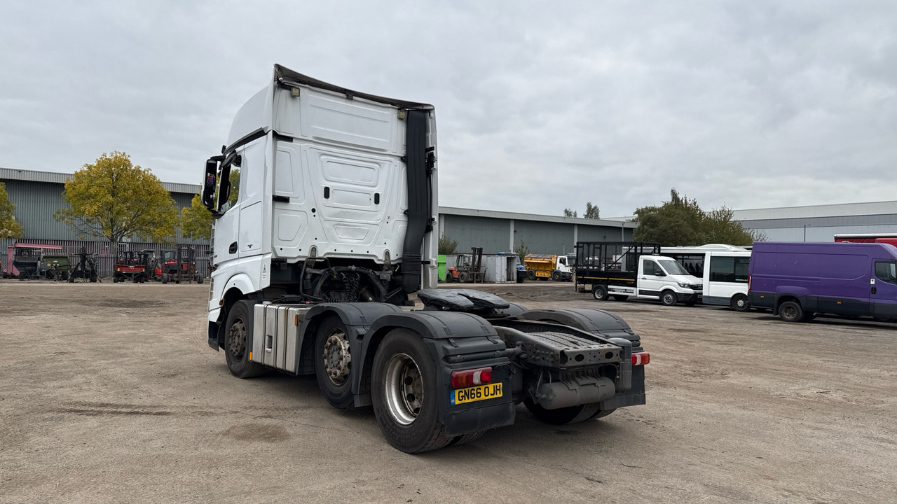 MERCEDES-BENZ ACTROS 2551 - وحدة جر: صورة 3 MERCEDES-BENZ ACTROS 2551 - وحدة جر: صورة 3