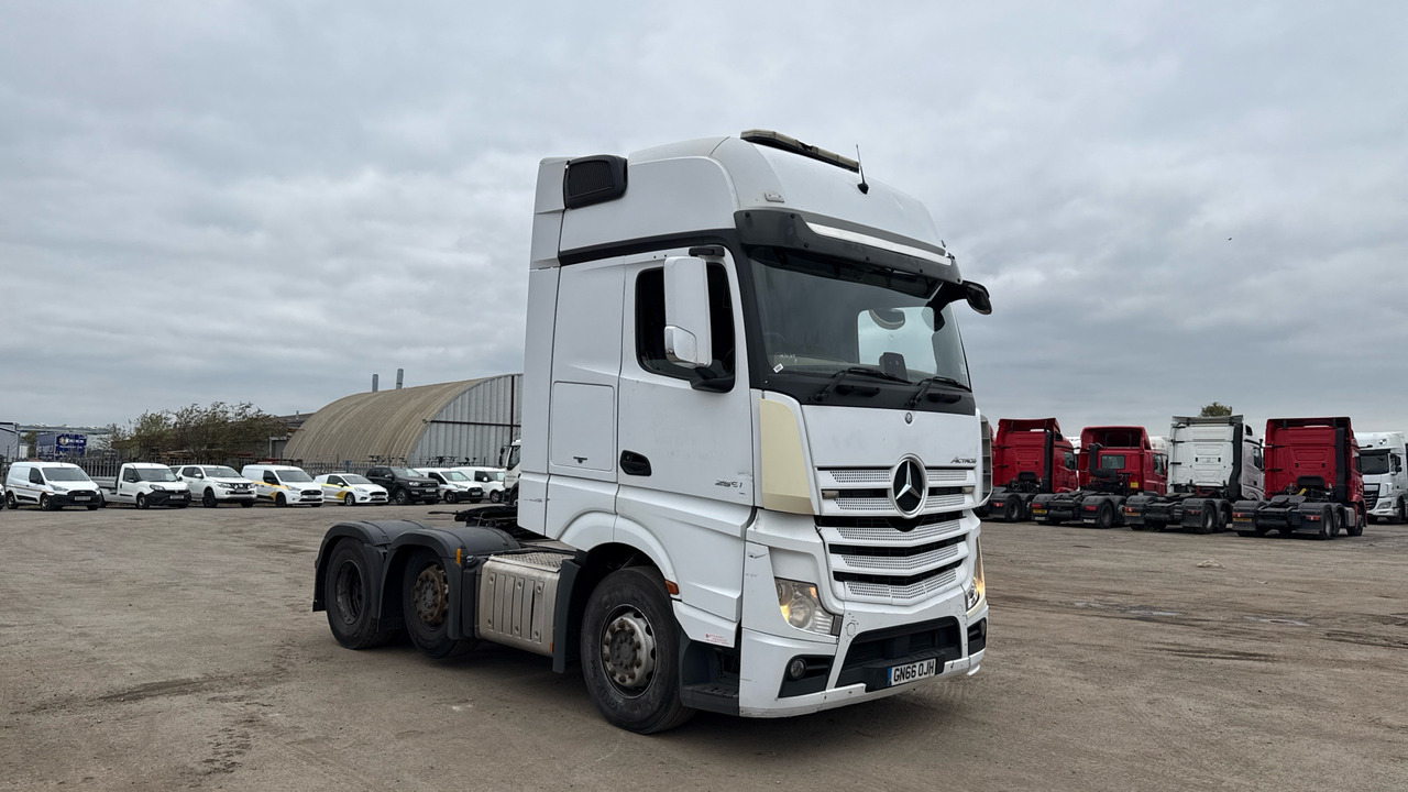 MERCEDES-BENZ ACTROS 2551 - وحدة جر: صورة 1 MERCEDES-BENZ ACTROS 2551 - وحدة جر: صورة 1
