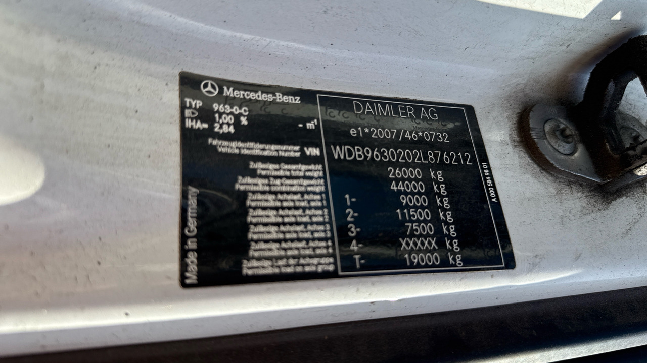 شاحنة الفريزر MERCEDES-BENZ ANTOS 2533: صورة 12
