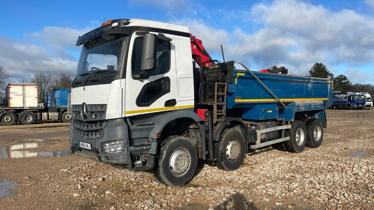 MERCEDES-BENZ AROCS - شاحنة قلاب, شاحنة كرين: صورة 2 MERCEDES-BENZ AROCS - شاحنة قلاب, شاحنة كرين: صورة 2