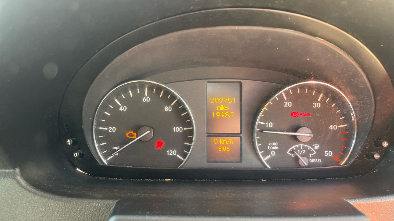 شاحنة مُبرّدة للتوصيل MERCEDES-BENZ SPRINTER 313 CDI: صورة 6