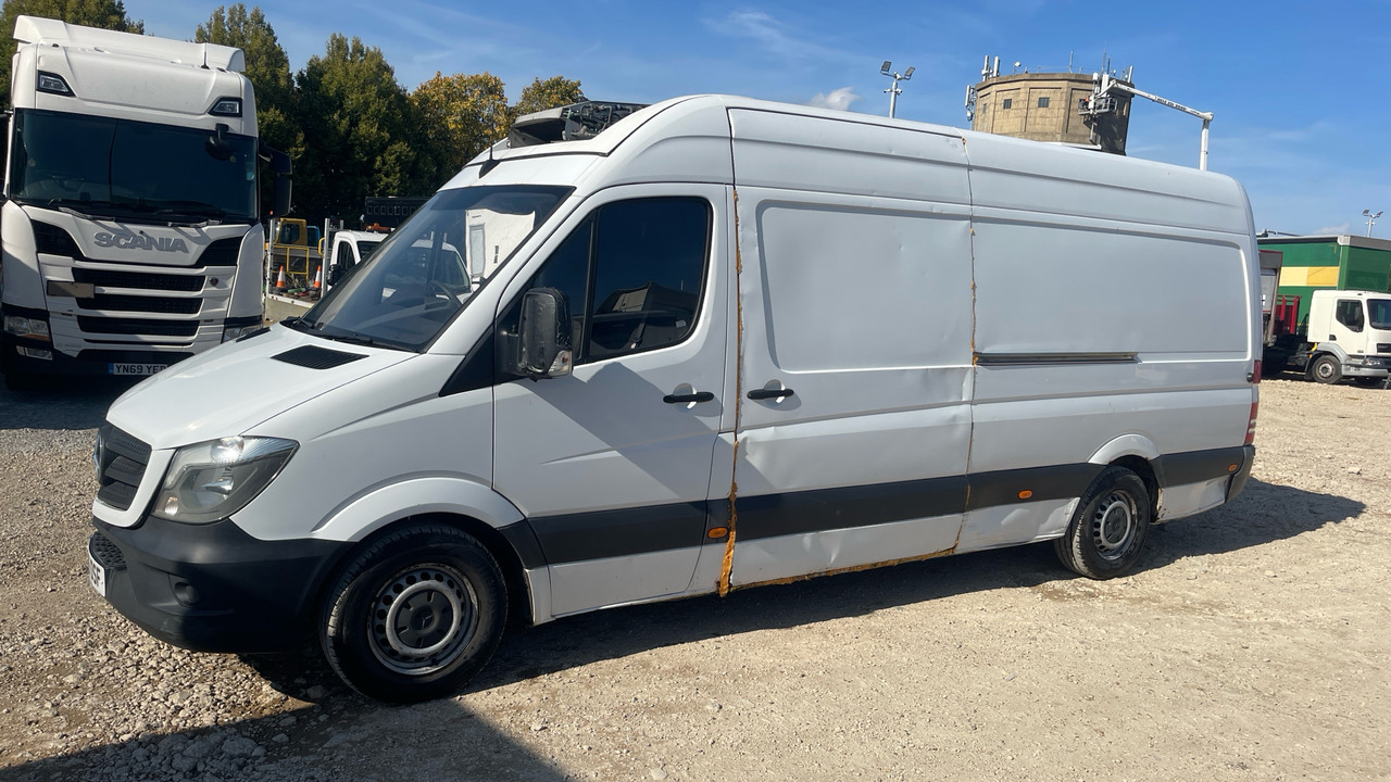 MERCEDES-BENZ SPRINTER 313 CDI - شاحنة مُبرّدة للتوصيل: صورة 2 MERCEDES-BENZ SPRINTER 313 CDI - شاحنة مُبرّدة للتوصيل: صورة 2