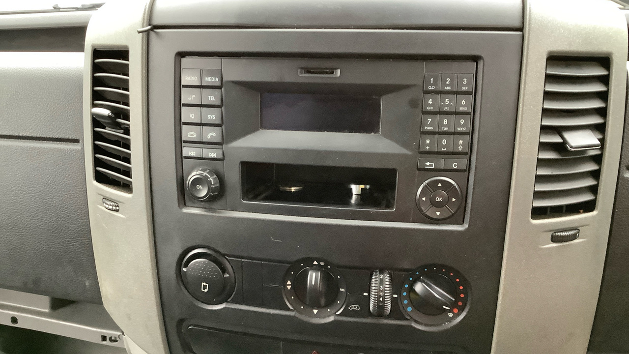 شاحنة مُبرّدة للتوصيل MERCEDES-BENZ SPRINTER 314 CDI: صورة 7