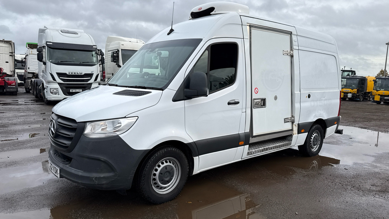 MERCEDES-BENZ SPRINTER 315 - شاحنة مُبرّدة للتوصيل: صورة 2 MERCEDES-BENZ SPRINTER 315 - شاحنة مُبرّدة للتوصيل: صورة 2
