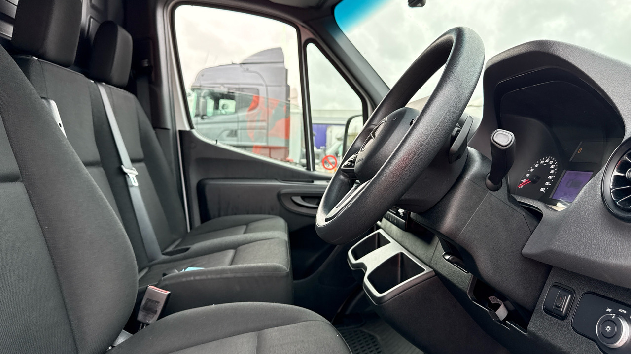 MERCEDES-BENZ SPRINTER 315 - شاحنة مُبرّدة للتوصيل: صورة 5 MERCEDES-BENZ SPRINTER 315 - شاحنة مُبرّدة للتوصيل: صورة 5