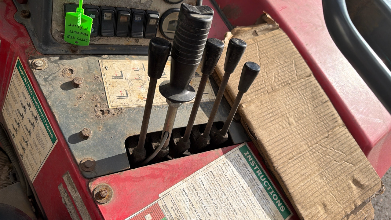 رافعة شوكية مثبتة على شاحنة MOFFETT M4 20.3: صورة 7