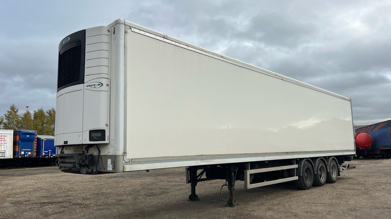 MONTRACON FRIDGE - عربة مقطورة: صورة 4 MONTRACON FRIDGE - عربة مقطورة: صورة 4