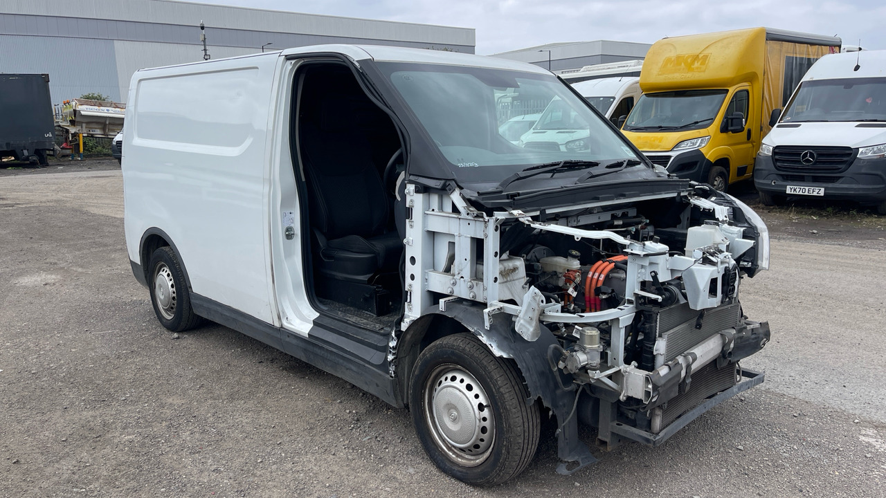 Maxus Deliver 3 90KW 35KWH - فان المدمجة, فان كهربائية: صورة 2 Maxus Deliver 3 90KW 35KWH - فان المدمجة, فان كهربائية: صورة 2