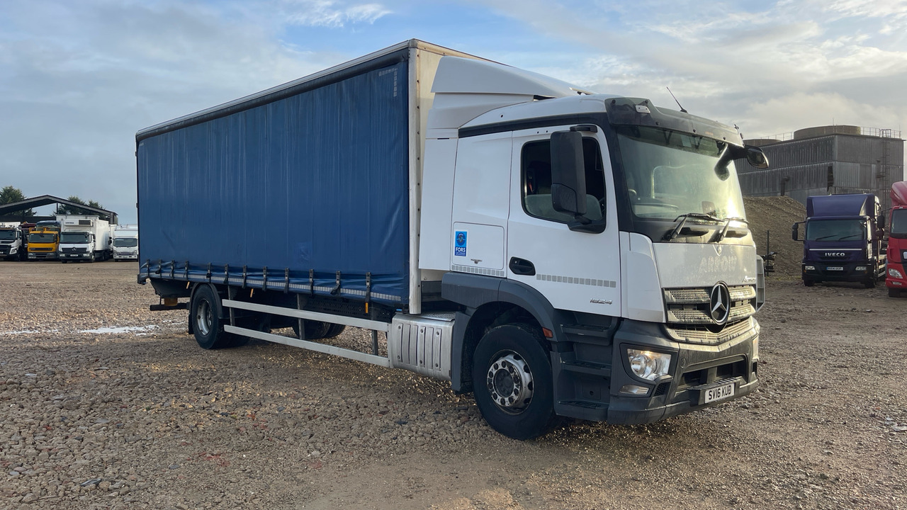 Mercedes-Benz Actros 1824 - شاحنة ستارة: صورة 1 Mercedes-Benz Actros 1824 - شاحنة ستارة: صورة 1