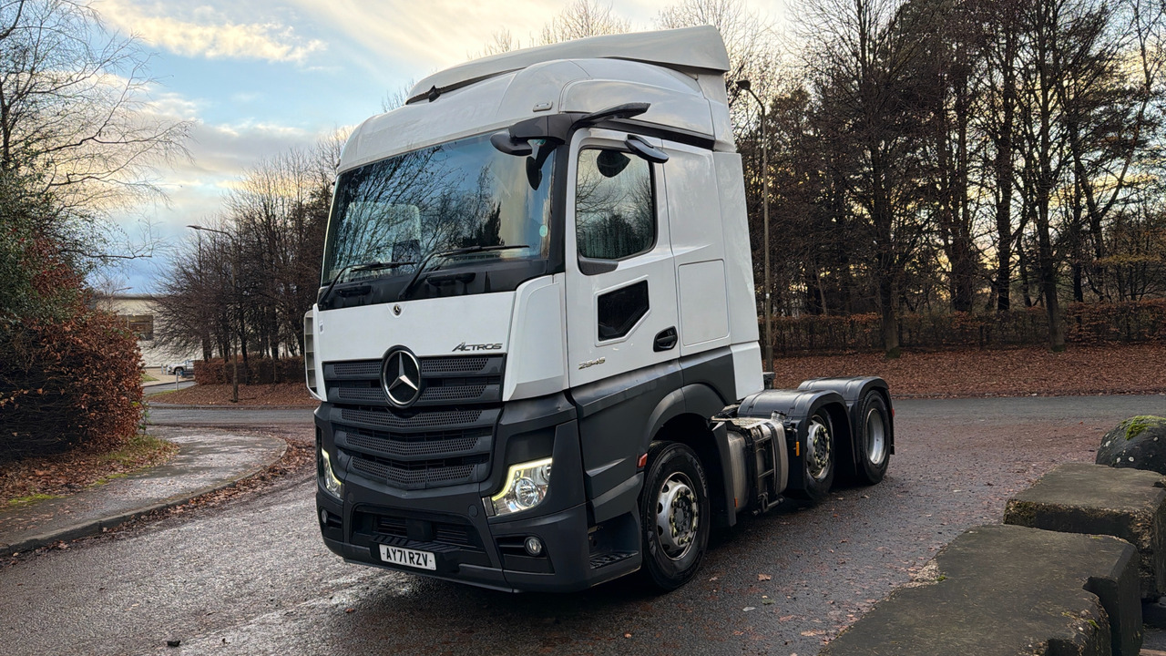 Mercedes-Benz Actros 2545 - وحدة جر: صورة 2 Mercedes-Benz Actros 2545 - وحدة جر: صورة 2