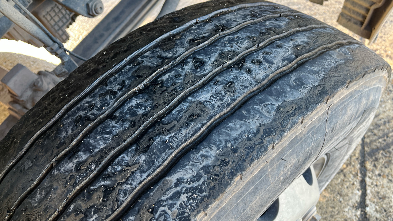 شاحنة قلاب Mercedes-Benz Arocs 3240: صورة 13 شاحنة قلاب Mercedes-Benz Arocs 3240: صورة 13