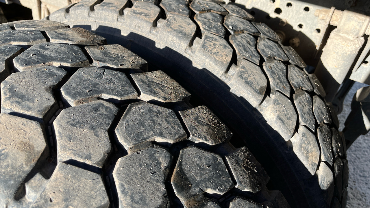 شاحنة قلاب Mercedes-Benz Arocs 3240: صورة 15 شاحنة قلاب Mercedes-Benz Arocs 3240: صورة 15