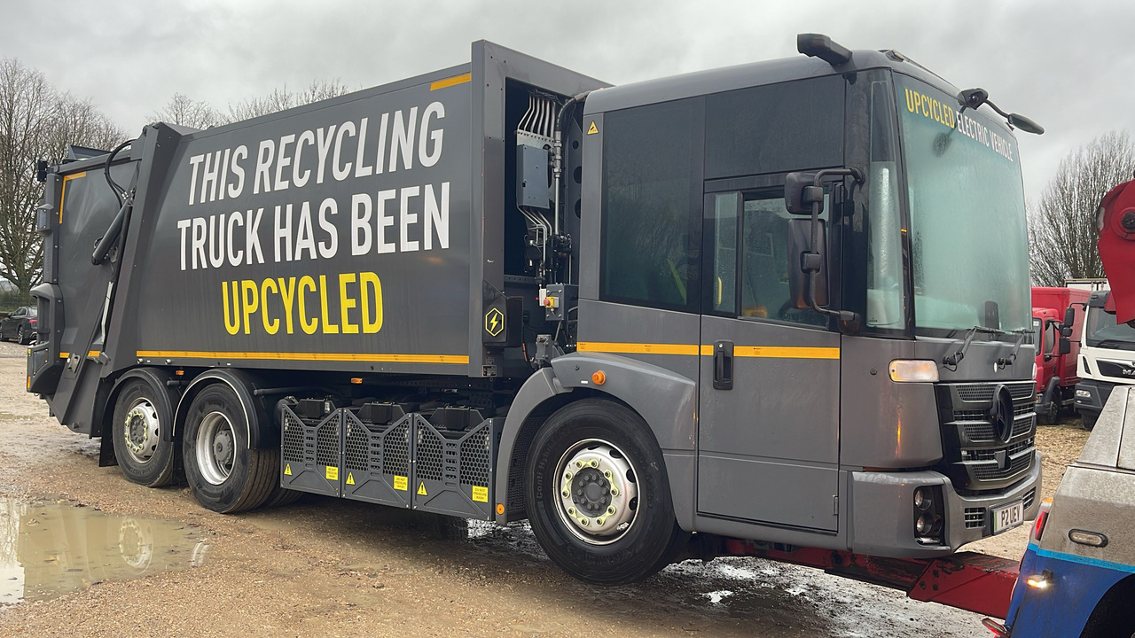 Mercedes-Benz Econic - شاحنة النفايات: صورة 1 Mercedes-Benz Econic - شاحنة النفايات: صورة 1