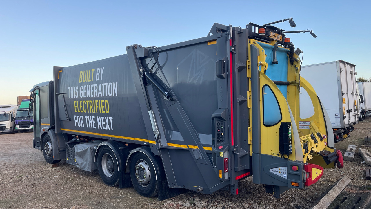 Mercedes-Benz Econic - شاحنة النفايات: صورة 4 Mercedes-Benz Econic - شاحنة النفايات: صورة 4