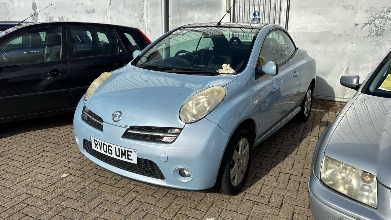 NISSAN MICRA C + C 1.4 URBIS - سيارة: صورة 2 NISSAN MICRA C + C 1.4 URBIS - سيارة: صورة 2