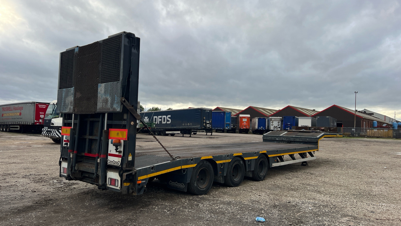 NOOTEBOOM MACHINE CARRIER STEPFRAME - عربة مقطورة: صورة 5 NOOTEBOOM MACHINE CARRIER STEPFRAME - عربة مقطورة: صورة 5