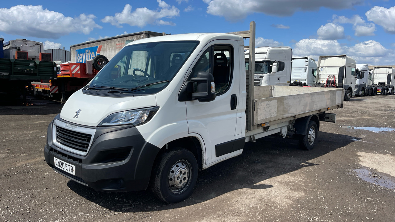 PEUGEOT BOXER 335 2.2 BLUEHDI 140PS - شاحنة مفتوحة: صورة 2 PEUGEOT BOXER 335 2.2 BLUEHDI 140PS - شاحنة مفتوحة: صورة 2