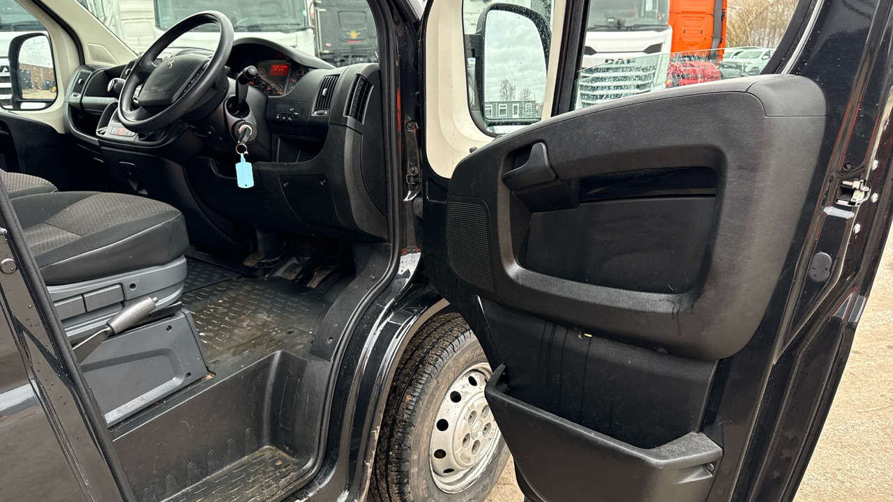 PEUGEOT BOXER 335 2.2 BLUEHDI PROFESSIONAL 140PS - فان: صورة 5 PEUGEOT BOXER 335 2.2 BLUEHDI PROFESSIONAL 140PS - فان: صورة 5
