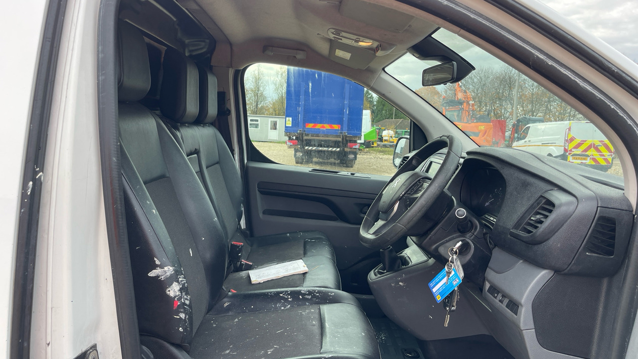 PEUGEOT EXPERT PROFESSIONAL 1200 1.5 BLUE HDI 100PS - فان المدمجة: صورة 5 PEUGEOT EXPERT PROFESSIONAL 1200 1.5 BLUE HDI 100PS - فان المدمجة: صورة 5
