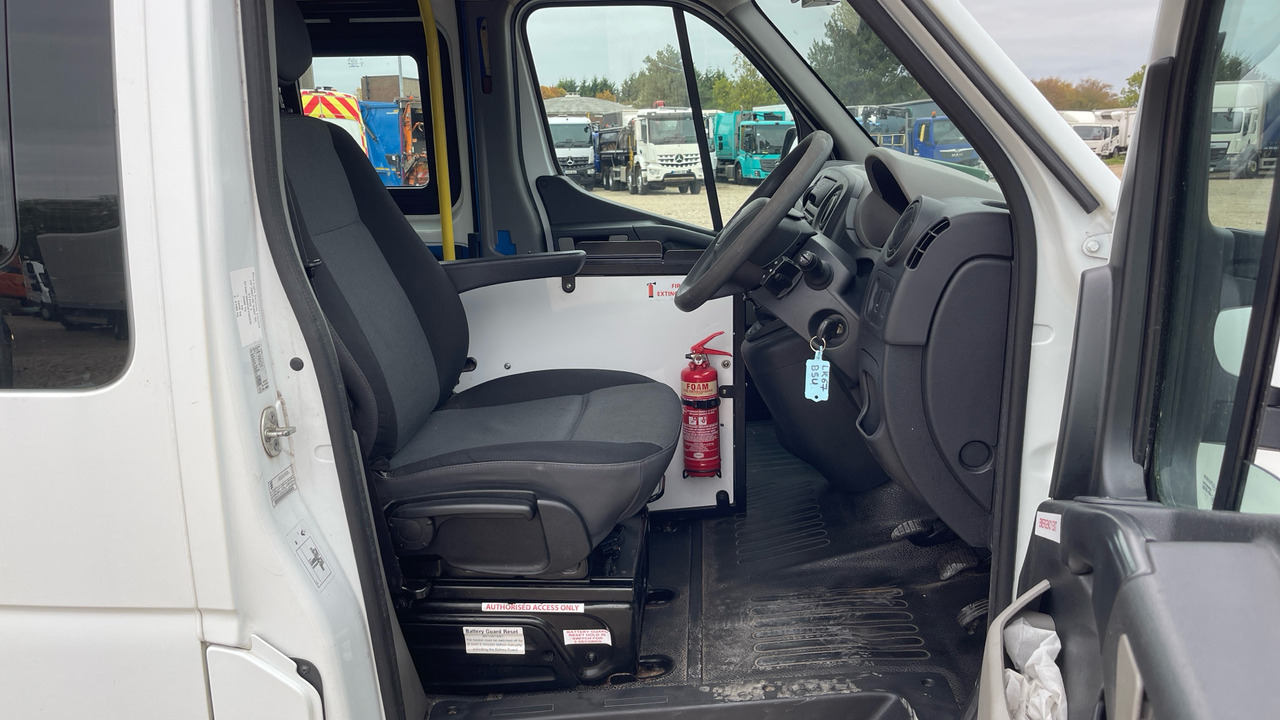 RENAULT MASTER 35 - سيارة اسعاف: صورة 5 RENAULT MASTER 35 - سيارة اسعاف: صورة 5