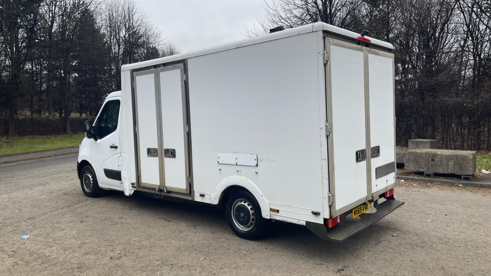 RENAULT MASTER LL35dCi 130 Business Low Roof Luton Loloader - شاحنة مغلقة الصندوق: صورة 3 RENAULT MASTER LL35dCi 130 Business Low Roof Luton Loloader - شاحنة مغلقة الصندوق: صورة 3