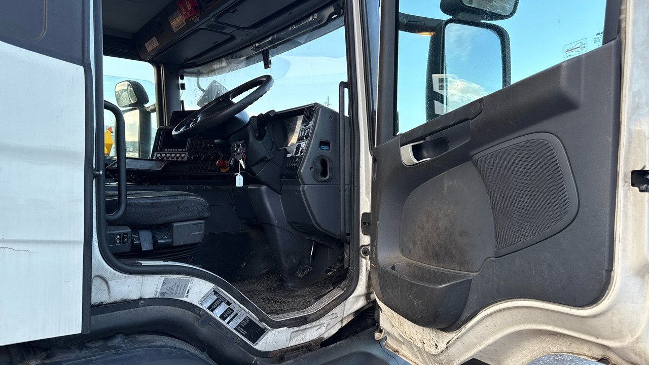 SCANIA P 280 - شاحنة النفايات: صورة 5 SCANIA P 280 - شاحنة النفايات: صورة 5