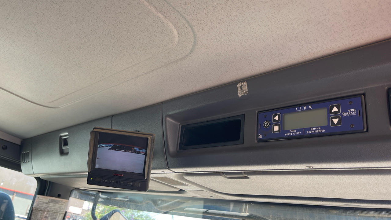 شاحنة قلاب SCANIA P 370: صورة 17