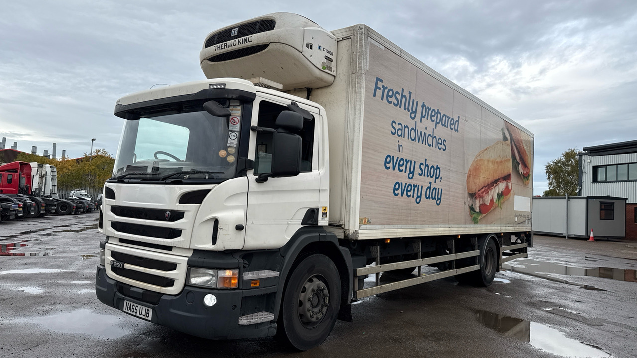 Scania P 250 - شاحنة الفريزر: صورة 2 Scania P 250 - شاحنة الفريزر: صورة 2