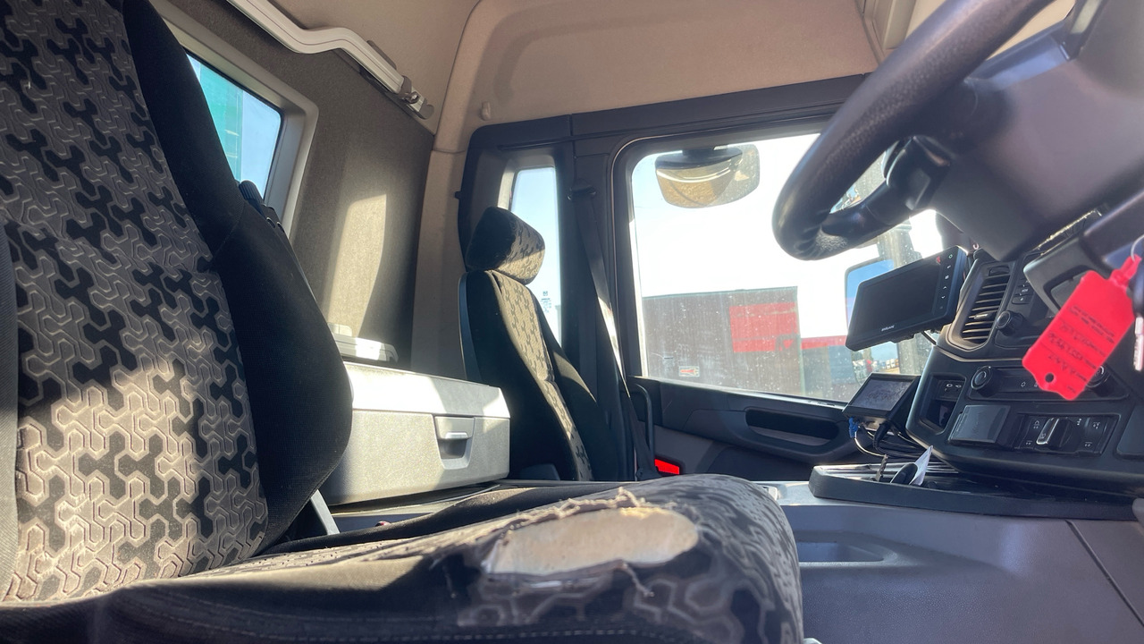 Scania P 410 - شاحنة سحب: صورة 5 Scania P 410 - شاحنة سحب: صورة 5