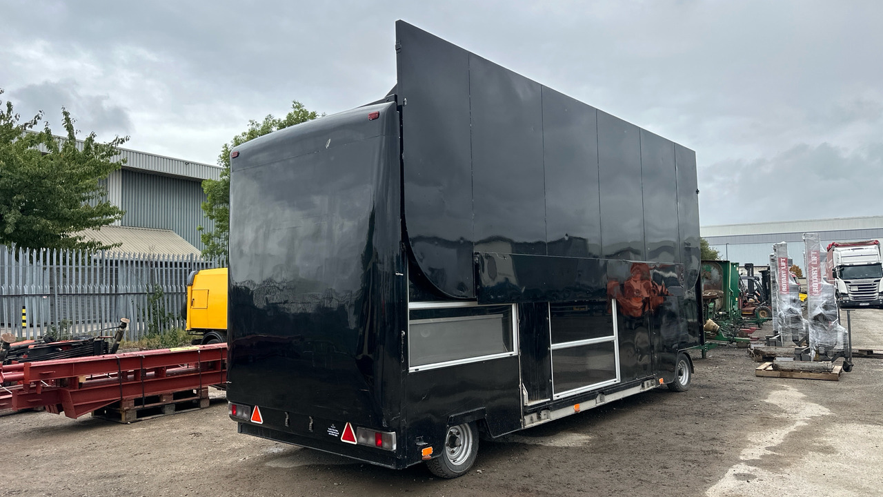 TORTON EXHIBTION TRAILER - آليات: صورة 2 TORTON EXHIBTION TRAILER - آليات: صورة 2