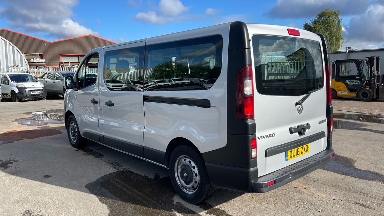 VAUXHALL VIVARO 2900 1.6 CDTI BITURBO 125PS - حافلة صغيرة, ميكروباص: صورة 3 VAUXHALL VIVARO 2900 1.6 CDTI BITURBO 125PS - حافلة صغيرة, ميكروباص: صورة 3