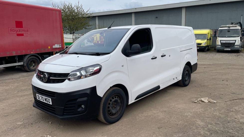 VAUXHALL VIVARO 3100 2.0d 120PS Dynamic H1 Van - فان: صورة 2 VAUXHALL VIVARO 3100 2.0d 120PS Dynamic H1 Van - فان: صورة 2