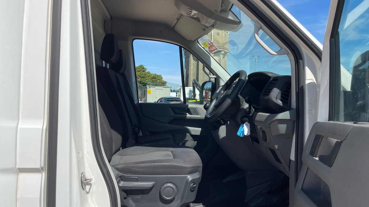 VOLKSWAGEN CRAFTER CR35 2.0 TDI 140PS - شاحنة مغلقة الصندوق: صورة 5 VOLKSWAGEN CRAFTER CR35 2.0 TDI 140PS - شاحنة مغلقة الصندوق: صورة 5