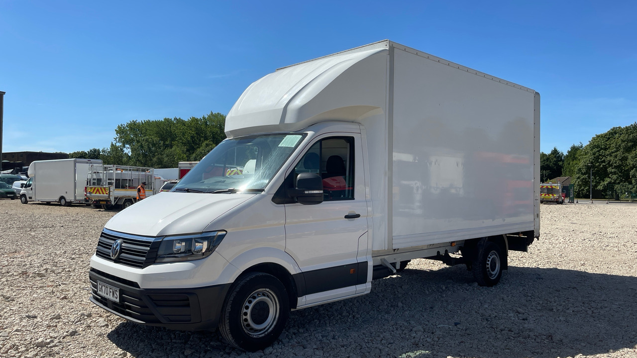 VOLKSWAGEN CRAFTER CR35 2.0 TDI 140PS - شاحنة مغلقة الصندوق: صورة 2 VOLKSWAGEN CRAFTER CR35 2.0 TDI 140PS - شاحنة مغلقة الصندوق: صورة 2