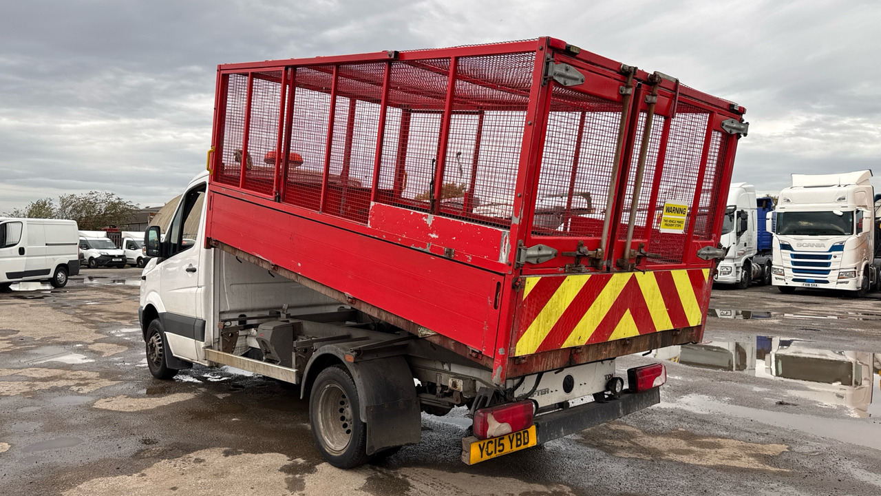 VOLKSWAGEN CRAFTER CR50 TDI - قلاب صغير: صورة 3 VOLKSWAGEN CRAFTER CR50 TDI - قلاب صغير: صورة 3