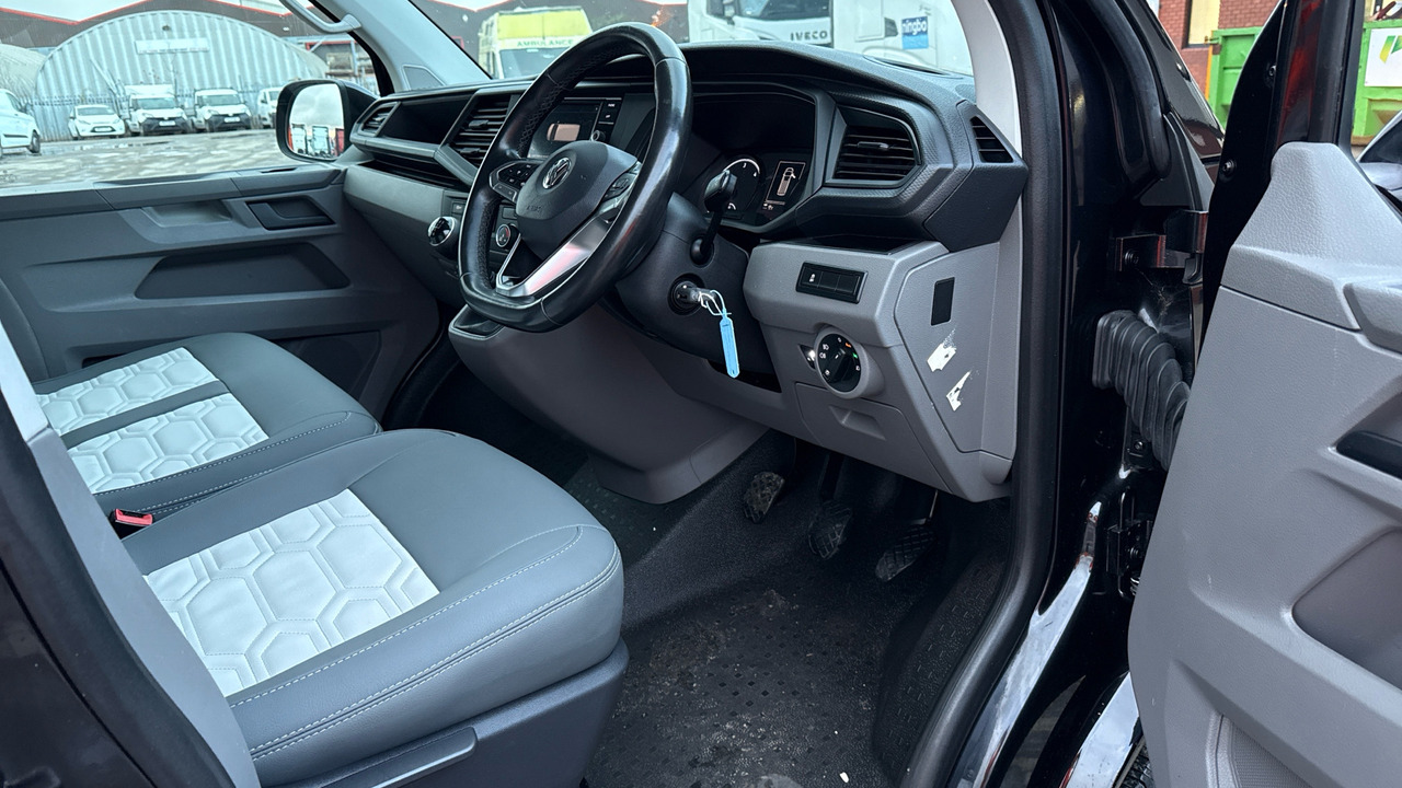 VOLKSWAGEN TRANSPORTER T28 2.0 TDI 110PS HIGHLINE CAMPER VAN - عربة التخييم: صورة 5 VOLKSWAGEN TRANSPORTER T28 2.0 TDI 110PS HIGHLINE CAMPER VAN - عربة التخييم: صورة 5