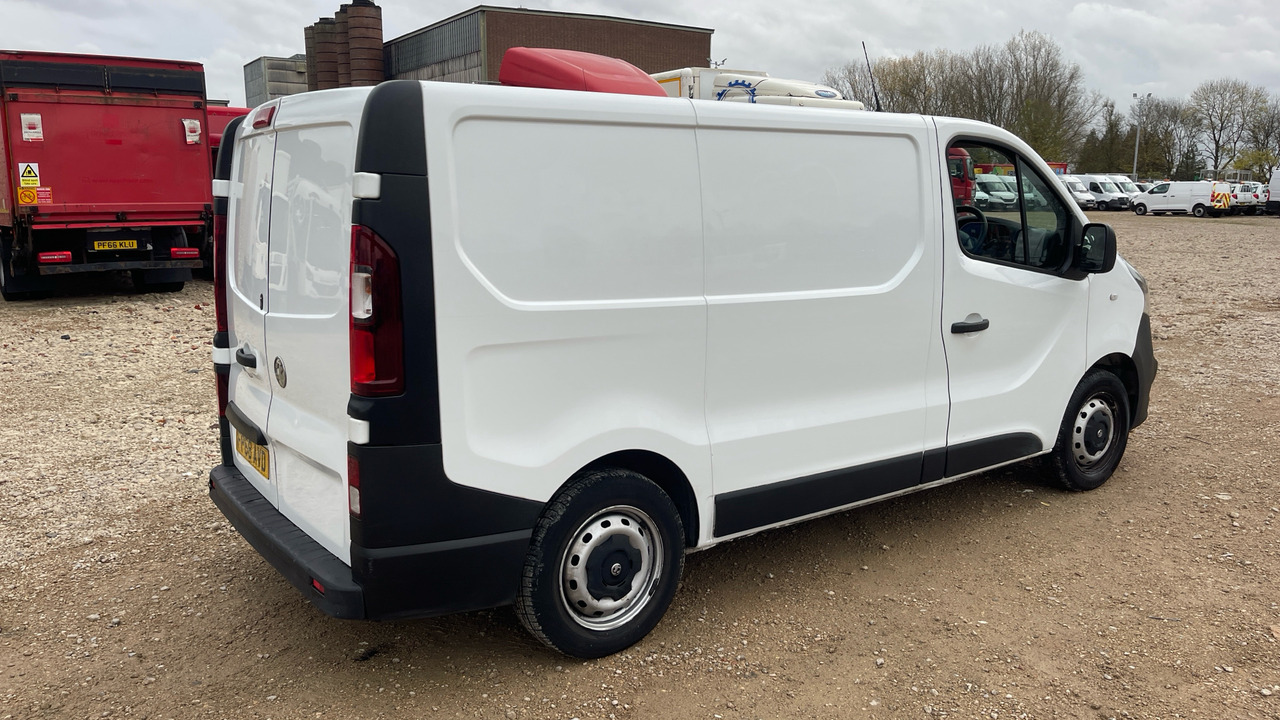 Vauxhall Vivaro 2700 1.6 CDTI 95PS - فان المدمجة: صورة 4 Vauxhall Vivaro 2700 1.6 CDTI 95PS - فان المدمجة: صورة 4