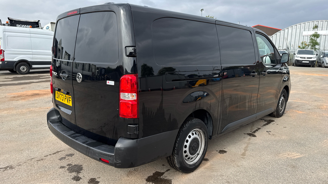 Vauxhall Vivaro 3100 2.0 D 145PS - فان المدمجة: صورة 4 Vauxhall Vivaro 3100 2.0 D 145PS - فان المدمجة: صورة 4