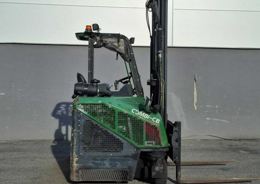 Combilift C3000CB - شاحنة مناولة بأربعة اتجاهات: صورة 3 Combilift C3000CB - شاحنة مناولة بأربعة اتجاهات: صورة 3