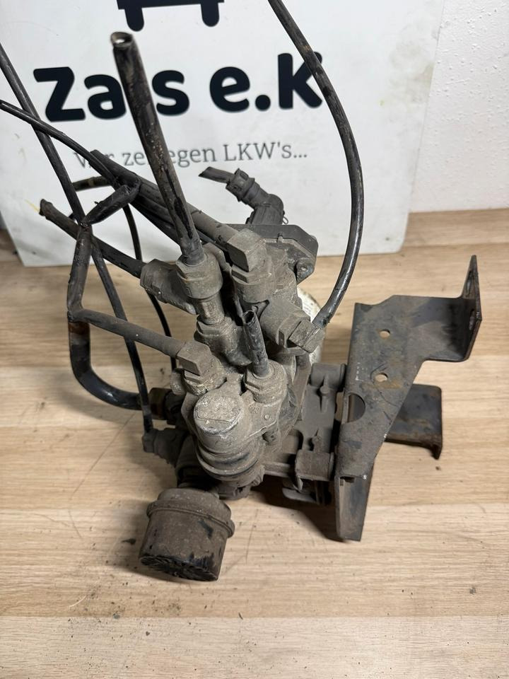 DAF KNORR-BREMSE Lufttrockner II37464N50 AE4528 - ملحقات الفرامل - شاحنة: صورة 5 DAF KNORR-BREMSE Lufttrockner II37464N50 AE4528 - ملحقات الفرامل - شاحنة: صورة 5