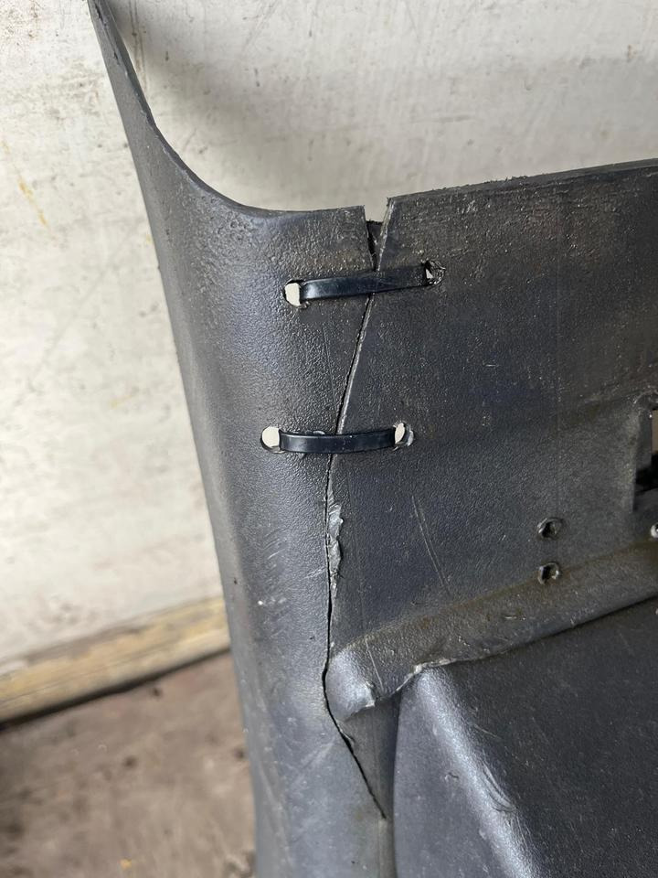 IVECO Stralis 450 Kotflügel vorne links 41299389 / 41299388 - رفرف المركبة - شاحنة: صورة 3 IVECO Stralis 450 Kotflügel vorne links 41299389 / 41299388 - رفرف المركبة - شاحنة: صورة 3