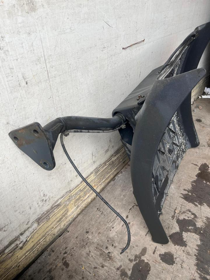 IVECO Stralis 450 Kotflügel vorne links 41299389 / 41299388 - رفرف المركبة - شاحنة: صورة 4 IVECO Stralis 450 Kotflügel vorne links 41299389 / 41299388 - رفرف المركبة - شاحنة: صورة 4