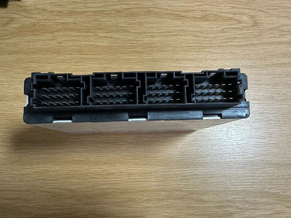 MAN SIEMENS VDO ELEKTRONIK FFR Steuergerät 81.25805.7068 - وحدة تحكم الكتروني - آليات: صورة 3 MAN SIEMENS VDO ELEKTRONIK FFR Steuergerät 81.25805.7068 - وحدة تحكم الكتروني - آليات: صورة 3