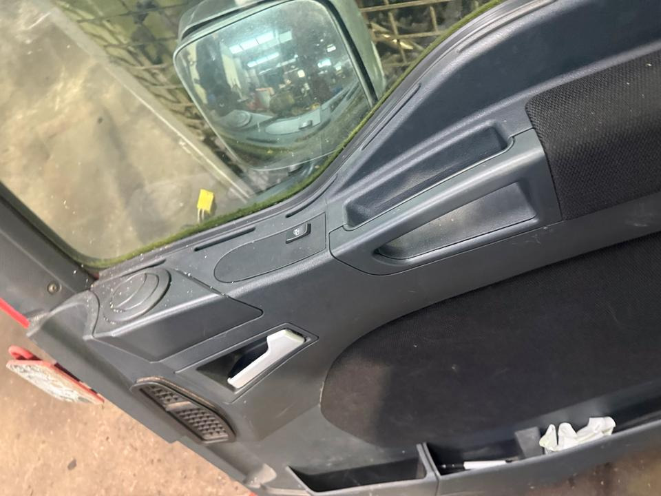 MAN TGL Beifahrertür Rot Spiegel Innenverkleidung - باب و قطع الغيار - شاحنة: صورة 4 MAN TGL Beifahrertür Rot Spiegel Innenverkleidung - باب و قطع الغيار - شاحنة: صورة 4