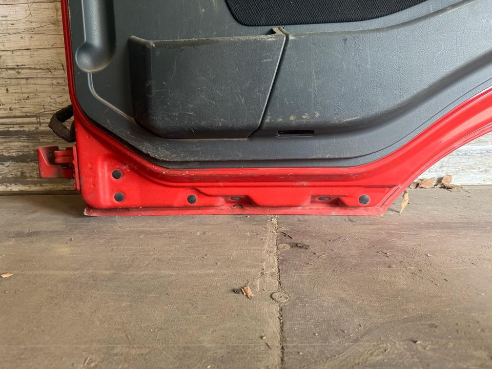 MAN TGM Beifahrertür Rot Spiegel Innenverkleidung LN 66 - باب و قطع الغيار - شاحنة: صورة 4 MAN TGM Beifahrertür Rot Spiegel Innenverkleidung LN 66 - باب و قطع الغيار - شاحنة: صورة 4