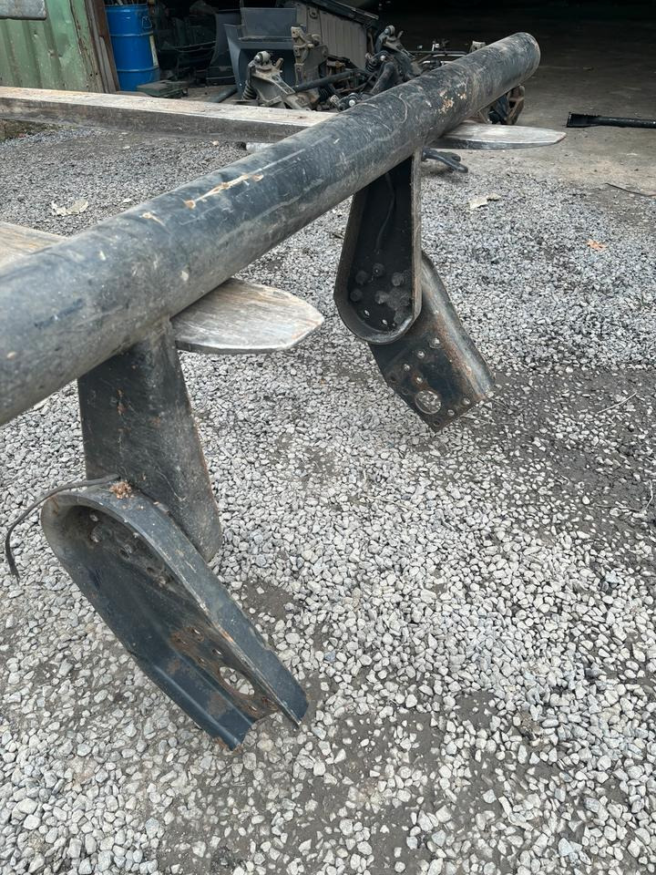 MAN TGX,TGS,TGA,TGM Unterfahrschutz - إطار/ شاسيه - شاحنة: صورة 3 MAN TGX,TGS,TGA,TGM Unterfahrschutz - إطار/ شاسيه - شاحنة: صورة 3