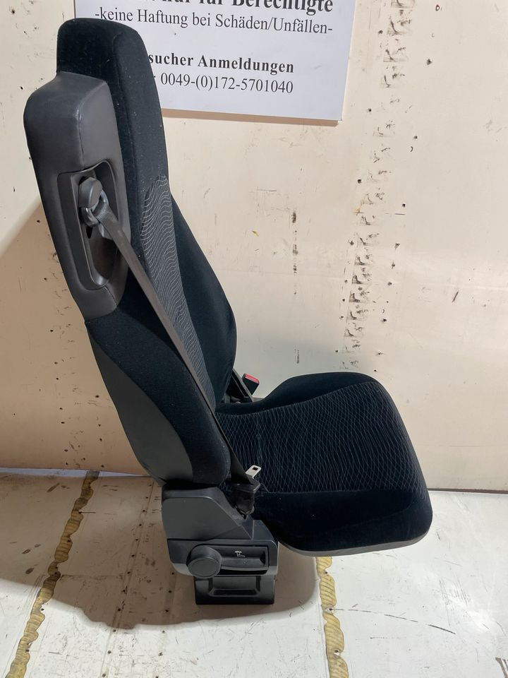 Mercedes Actros MP4 Beifahrersitz A9609103703 - مقعد - شاحنة: صورة 3 Mercedes Actros MP4 Beifahrersitz A9609103703 - مقعد - شاحنة: صورة 3