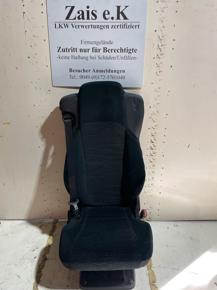 Mercedes Actros MP4 Beifahrersitz A9609103803 - مقعد - شاحنة: صورة 1 Mercedes Actros MP4 Beifahrersitz A9609103803 - مقعد - شاحنة: صورة 1